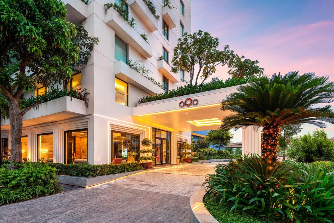 Ravatel Luxury Hotel Bac Giang Экстерьер фото