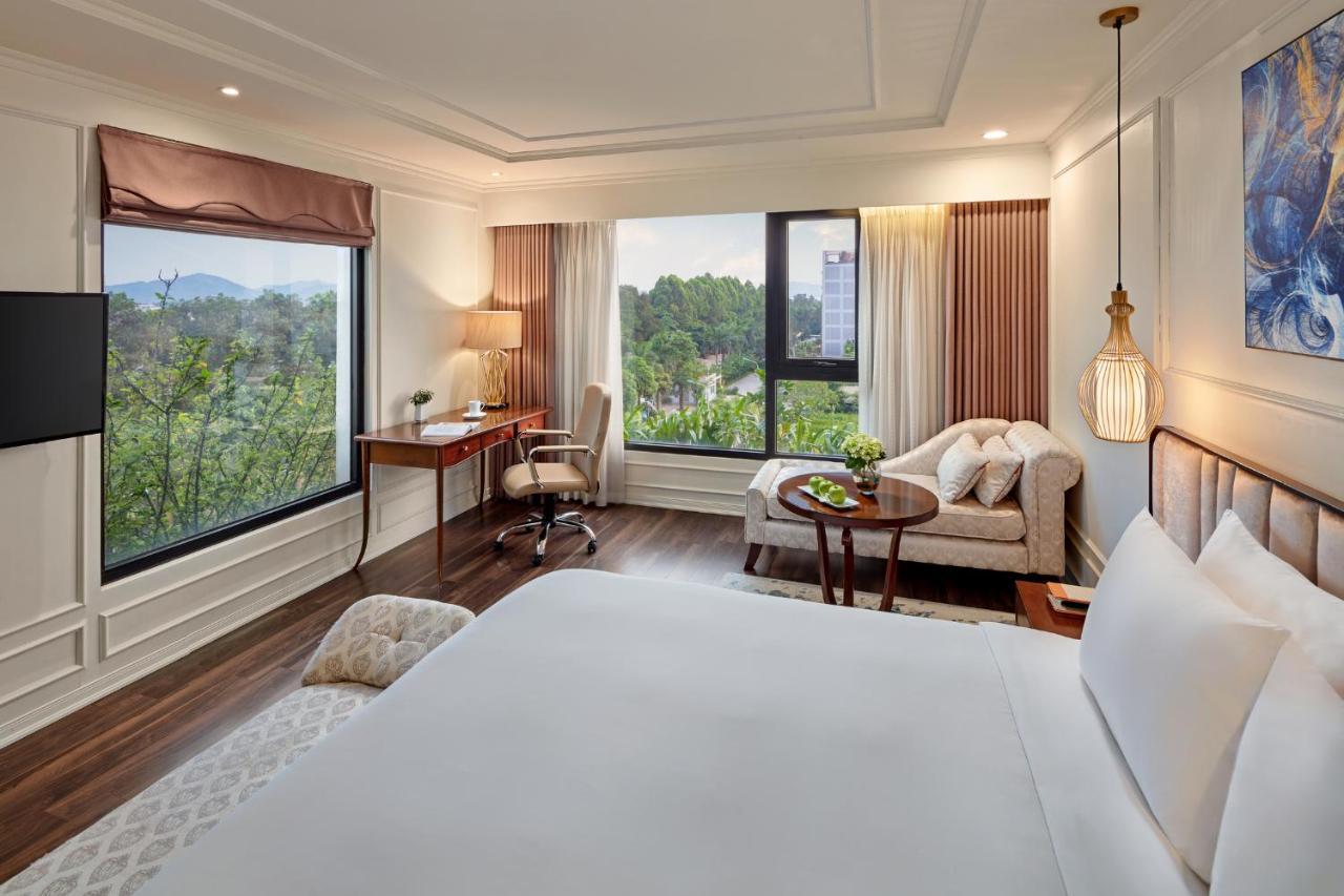 Ravatel Luxury Hotel Bac Giang Экстерьер фото
